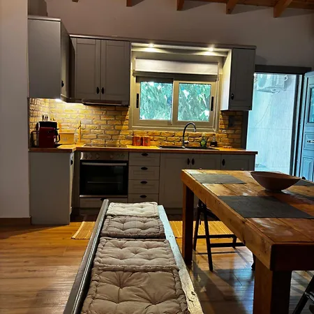 Tatos House בית נופש